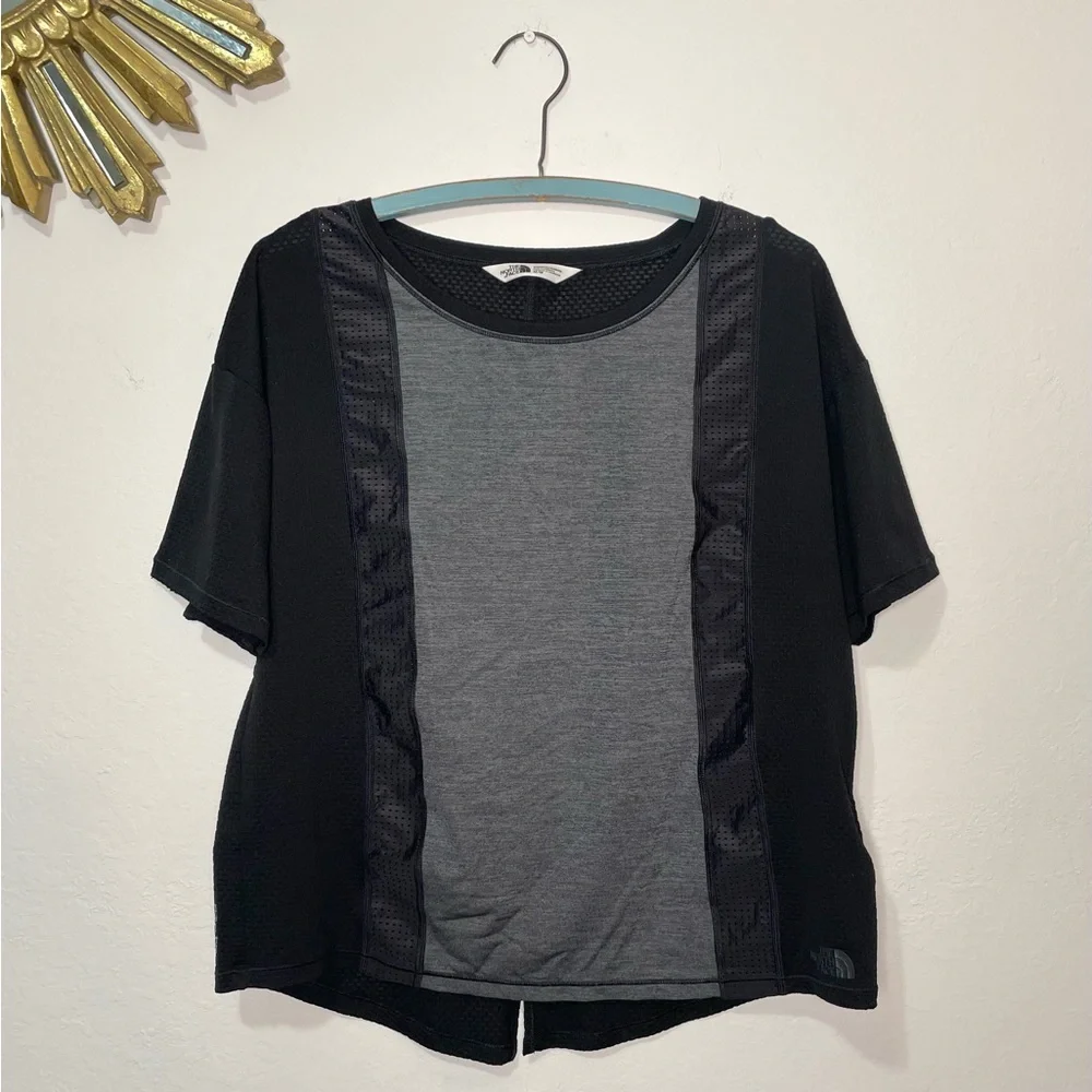 The North Face Determination Short Sleeve T-Shirt - Picture 4 of 13